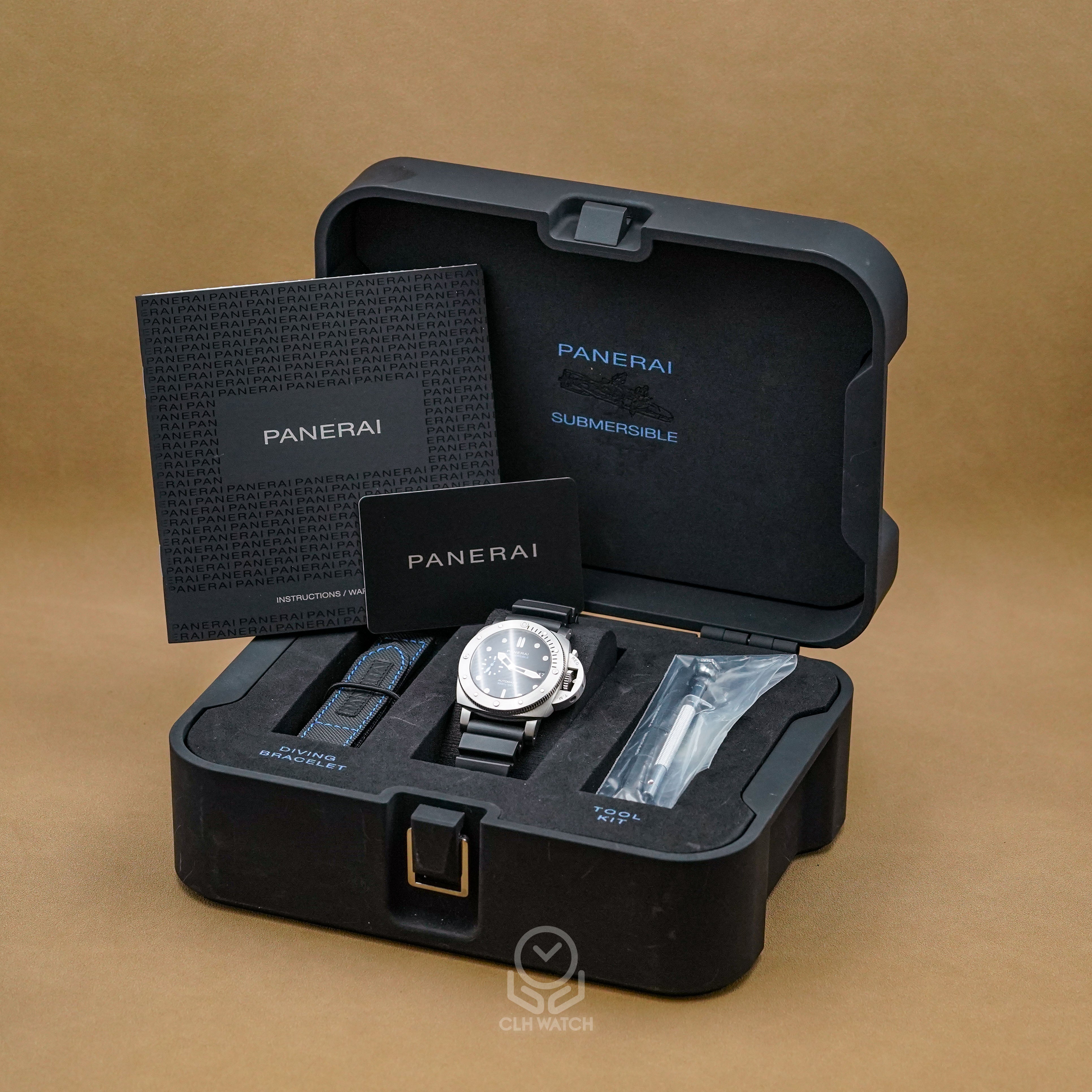Panerai 沛納海 Submersible PAM973 黑面 專業潛水錶 PAM00973 2019年 42mm