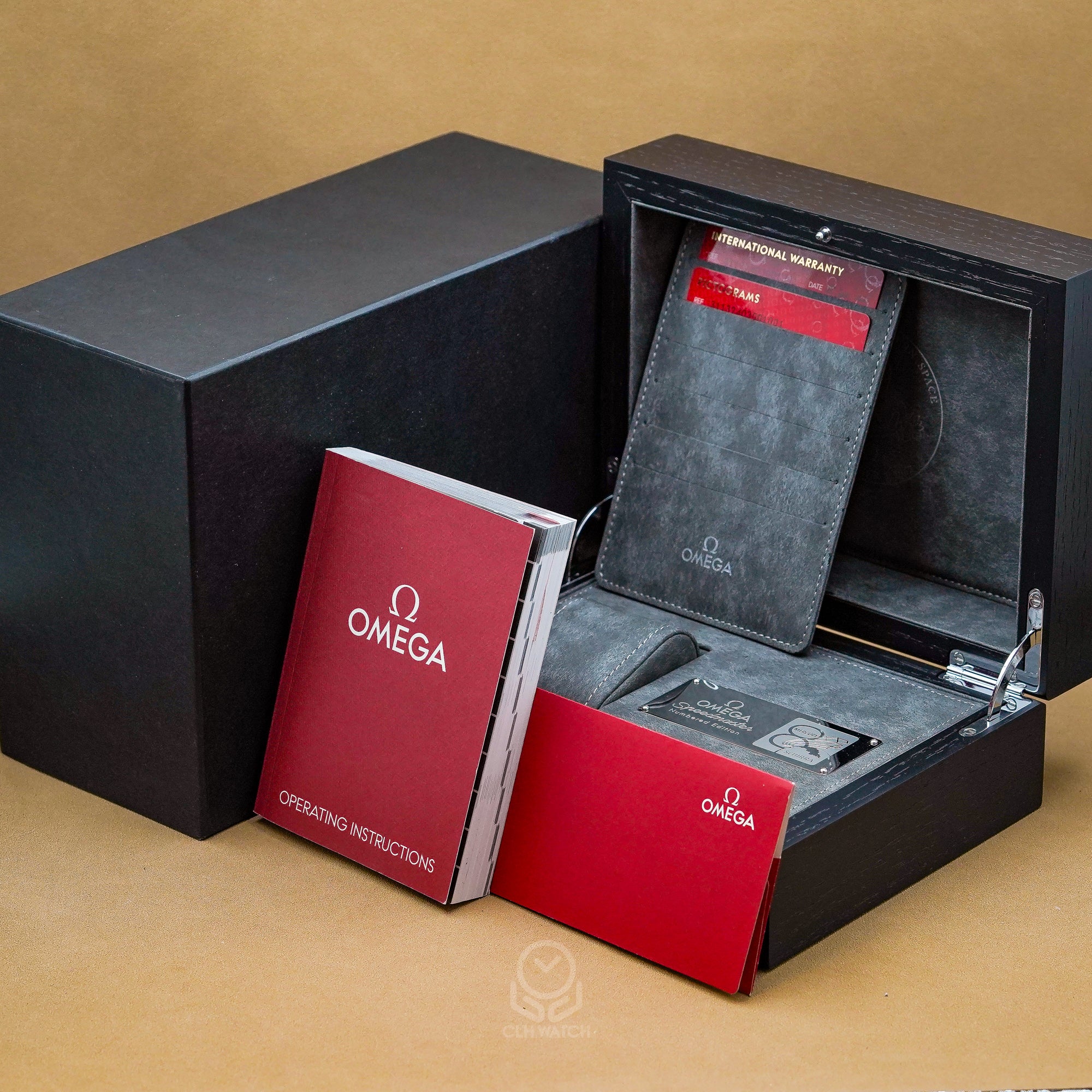 Omega Speedmaster Anniversary Edition Moon Watch Black Face 39.7mm 311.32.40.30.01.001 FIRST OMEGA IN SPACE FOIS