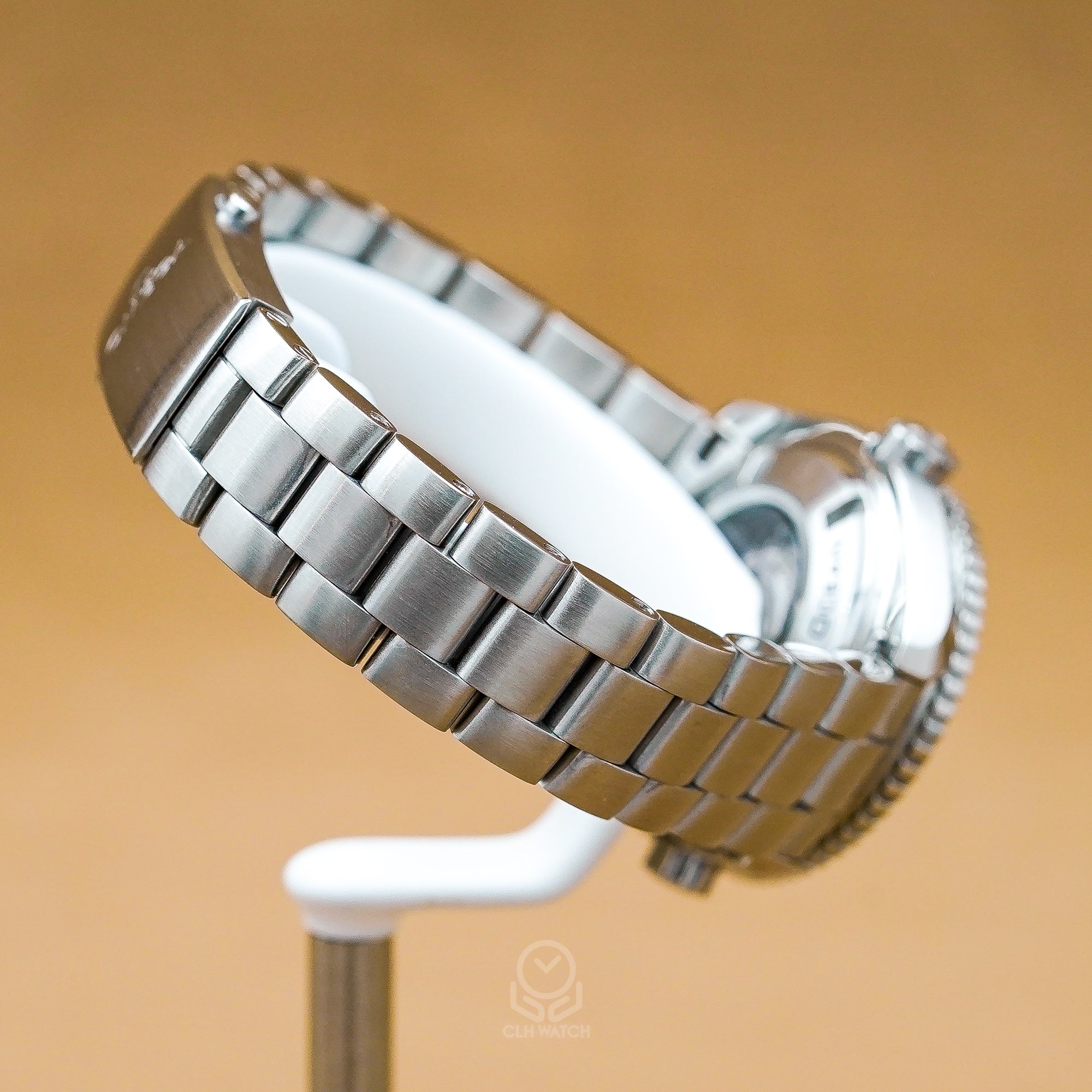 OMEGA 歐米茄 Seamaster 海馬系列 Planet Ocean 600M 232.30.38.20.01.001 37.5mm 2015年 台灣公司貨 95%新