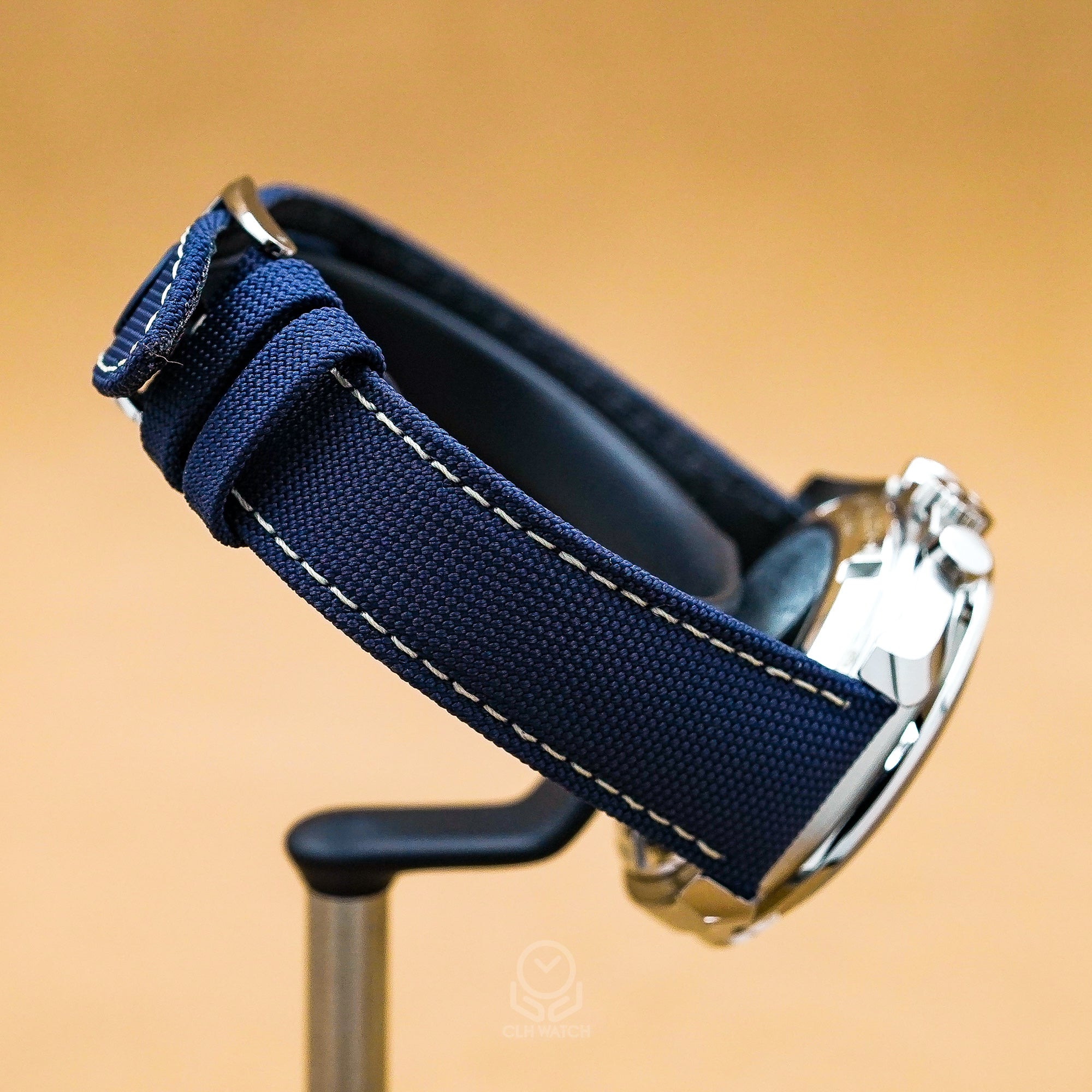 Omega 歐米茄 Speedmaster 銀史努比獎章 超霸登月50週年紀念版腕錶 310.32.42.50.02.001 手上鍊計時 2025年12月台灣公司貨 42mm 3861