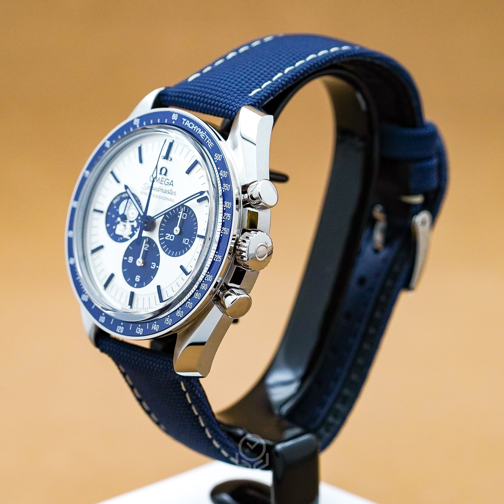 Omega 歐米茄 Speedmaster 銀史努比獎章 超霸登月50週年紀念版腕錶 310.32.42.50.02.001 手上鍊計時 2025年12月台灣公司貨 42mm 3861