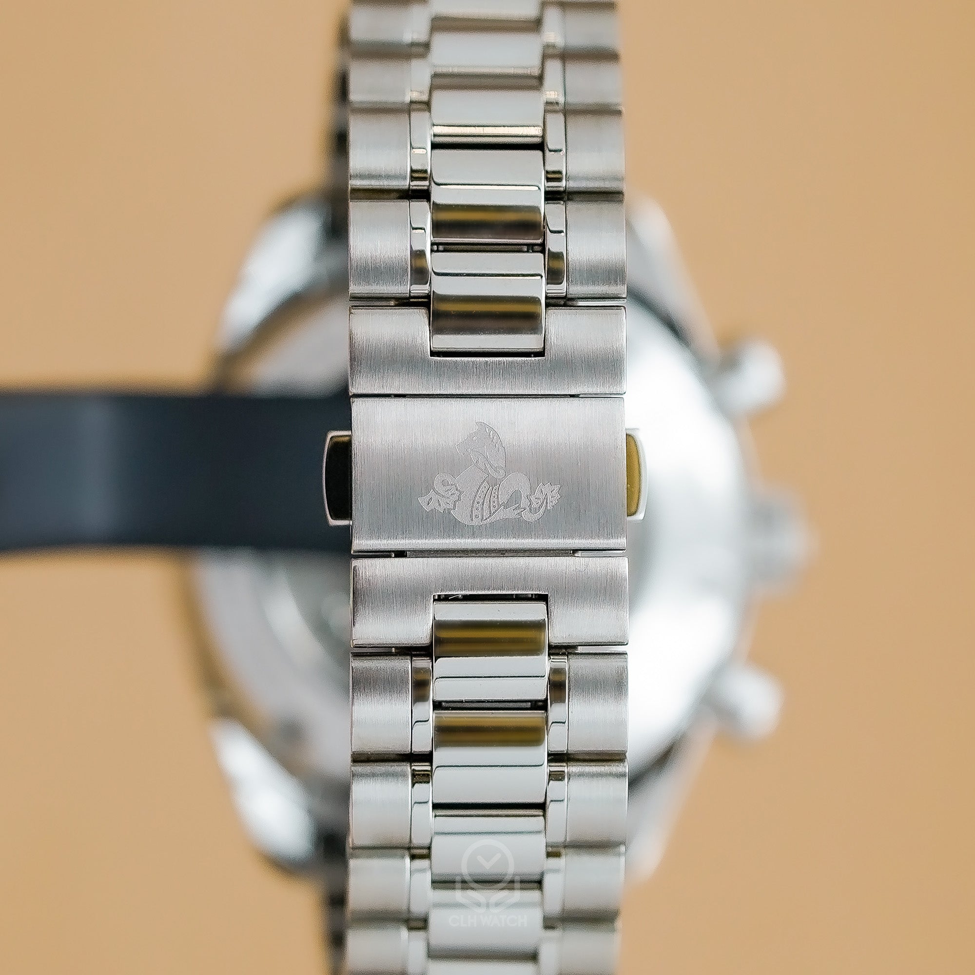 OMEGA 歐米茄 超霸系列 同軸擒縱計時腕錶 324.30.38.50.55.001 珍珠母貝鑽面 32430385055001 38mm 2023年 台灣公司貨 95%新