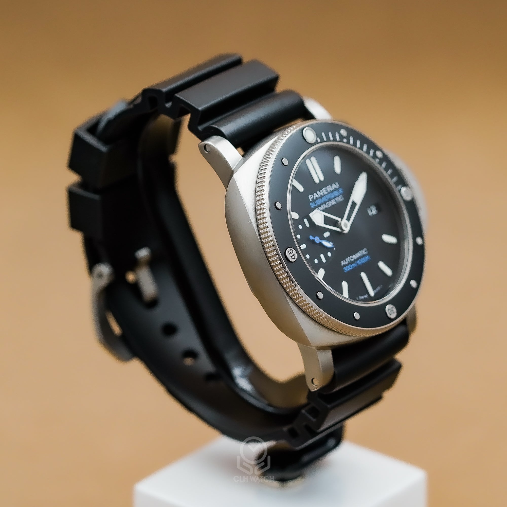 Panerai 沛納海 Submersible 潛水系列 PAM01389 PAM1389 抗磁潛水錶鈦金屬 47mm 2019年 95%新
