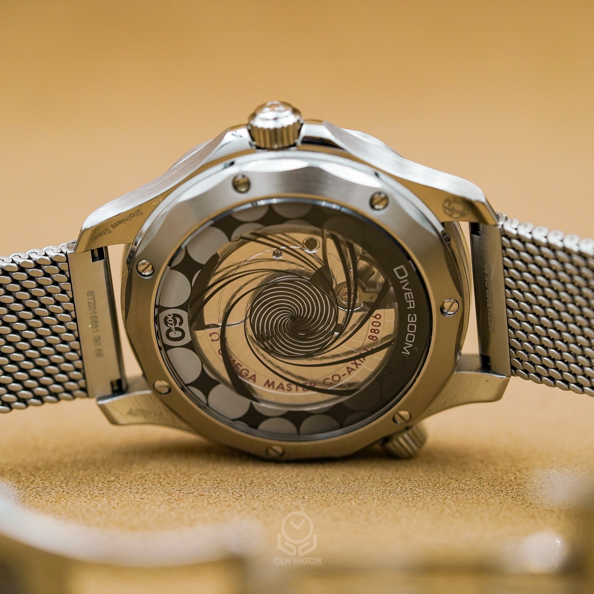 Omega 歐米茄 Seamaster Diver 300M James Bond 60週年紀念 210.30.42.20.03.002 藍色波浪面盤 21030422003002 42mm 2023年台灣公司貨 95%新