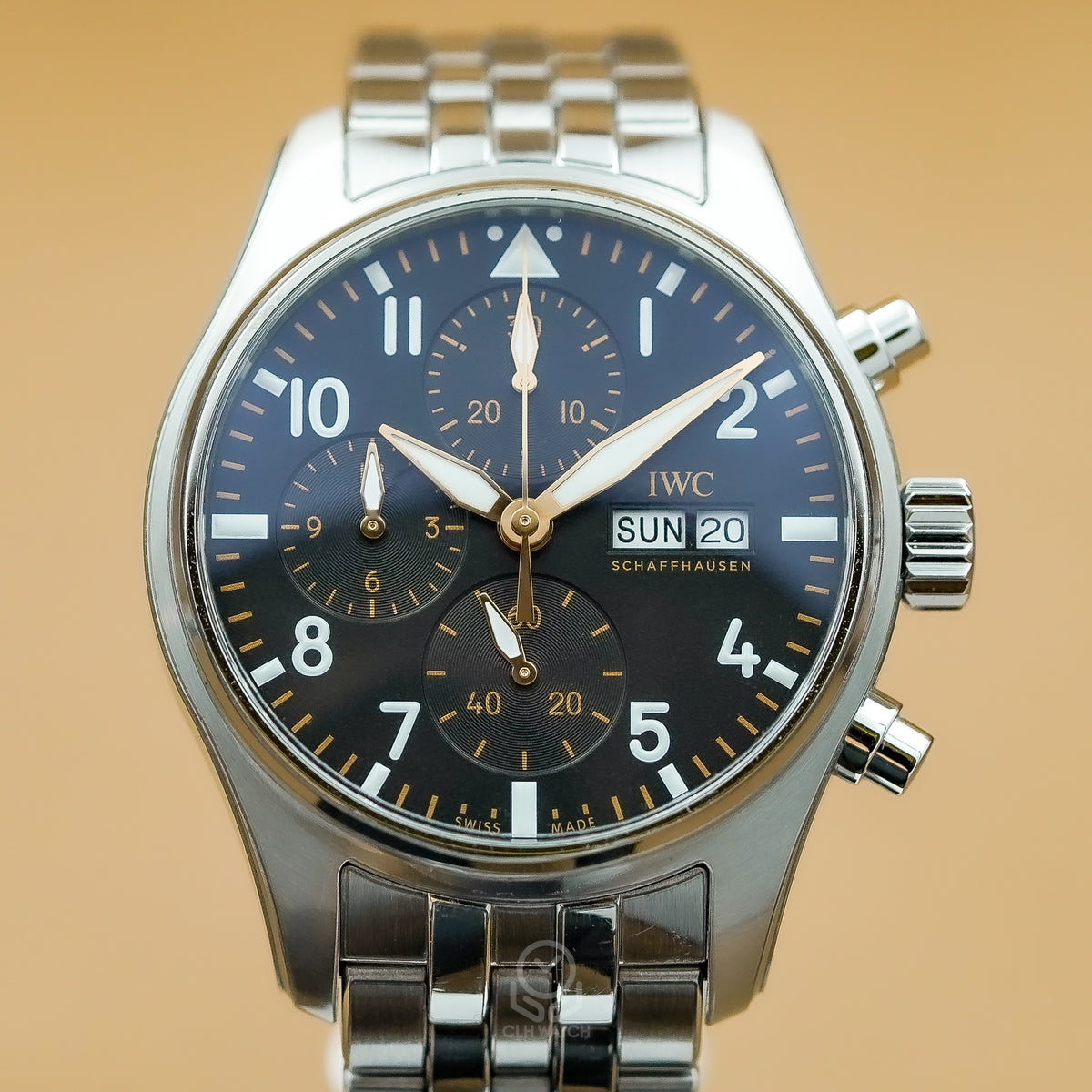 IWC 萬國 飛行員計時腕錶 IW388116 黑面 黑膠帶 布萊德彼特F1電影車隊錶APXGP 41mm 2026年台灣公司貨 95%新 附原廠鋼帶
