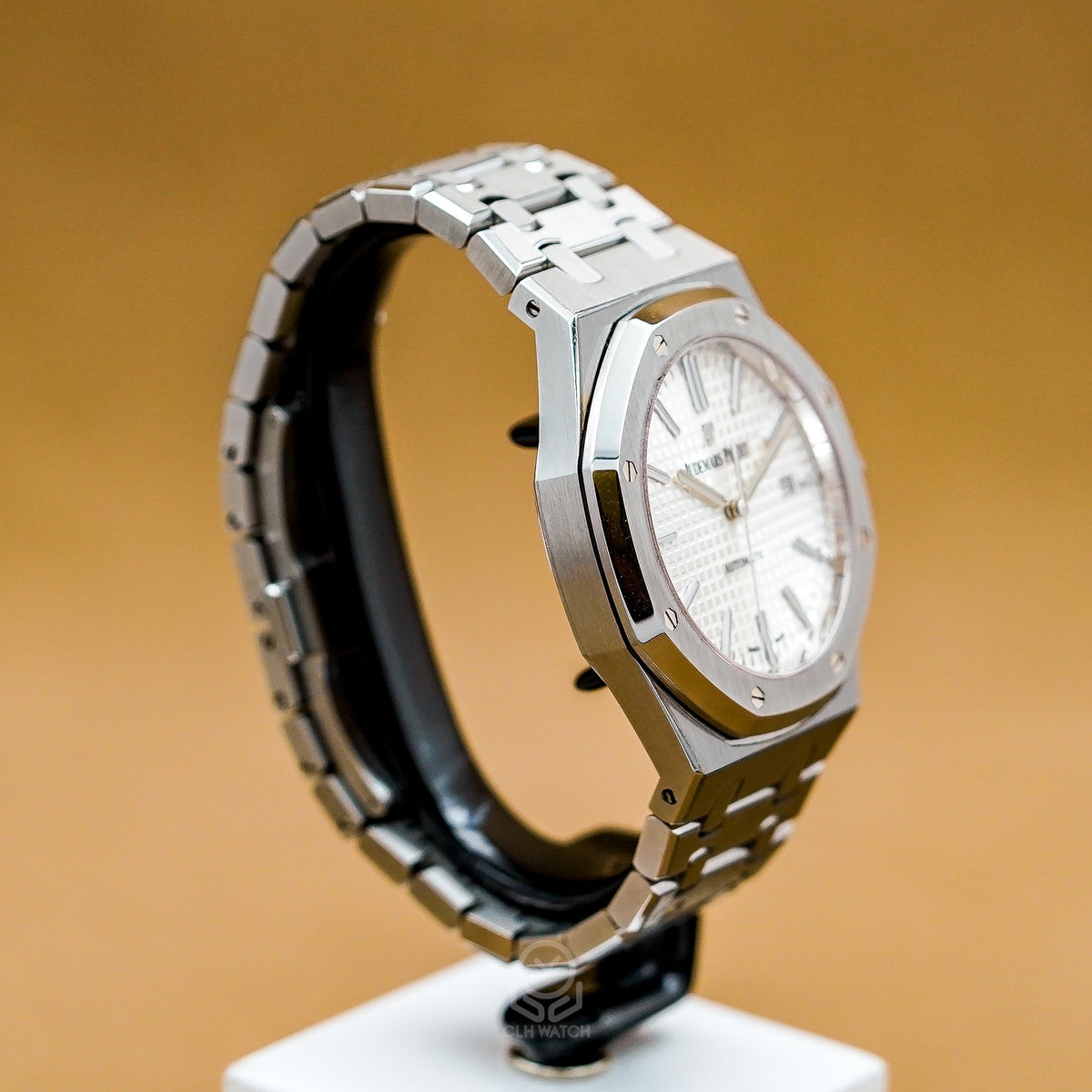 AP Audemars Piguet 愛彼 Royal Oak 皇家橡樹 15400ST.OO.1220ST.02 白銀面 大型格紋面盤