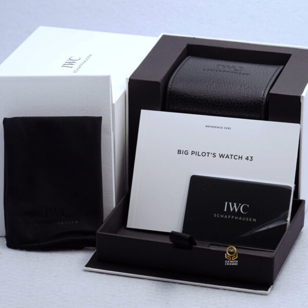 IWC萬國 IW329306 大型飛行員腕錶 43mm 綠色面盤 透明底蓋 大飛(已交流)