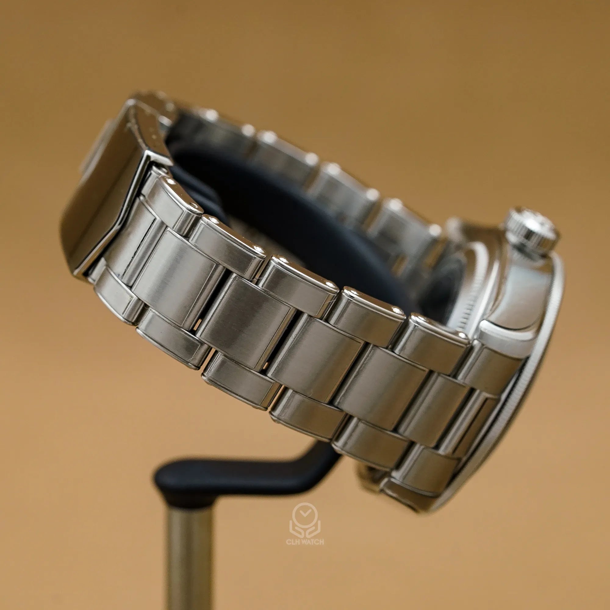 TUDOR 帝舵 79830RB 黑面 BLACK BAY GMT 啞酒紅色及藍色陽極氧化鋁字圈 41 mm 磨砂鋼錶帶