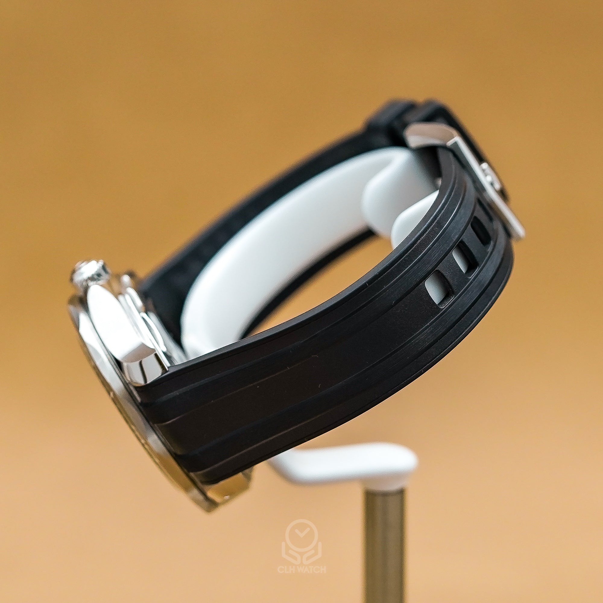 OMEGA 歐米茄 海馬系列 Seamaster 潛水錶 300 210.32.42.20.04.001 21032422004001 白面 42mm(已交流)