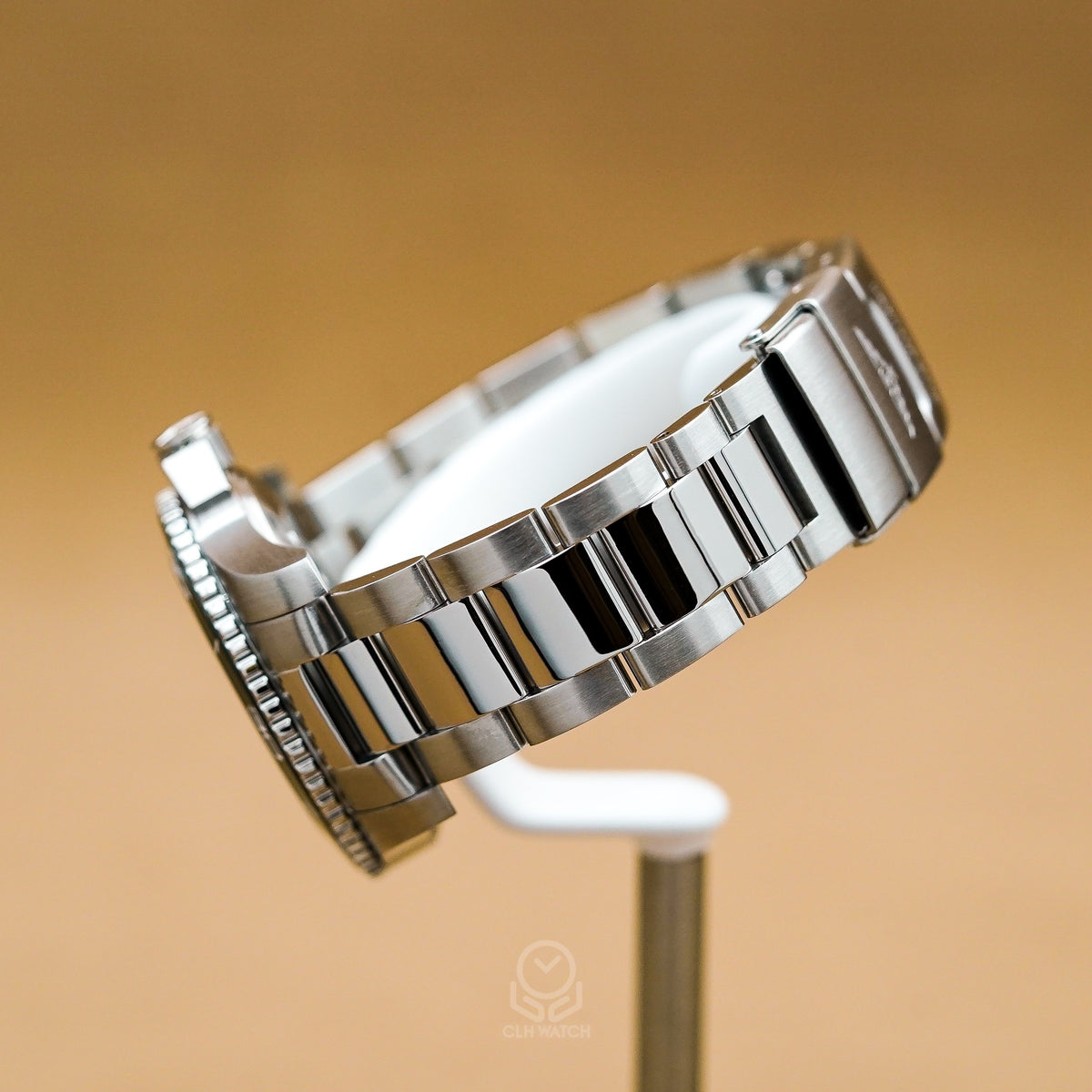 Longines 浪琴 HydroConquest L3.782.4.06.6 精鋼鍊帶側面實拍