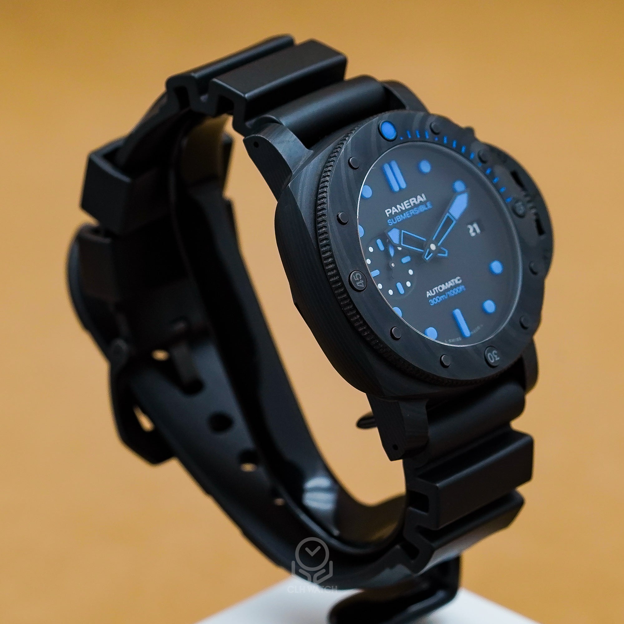 Panerai 沛納海 Submersible Carbotech PAM960 碳纖維專業潛水腕錶 PAM00960 2021年 42mm