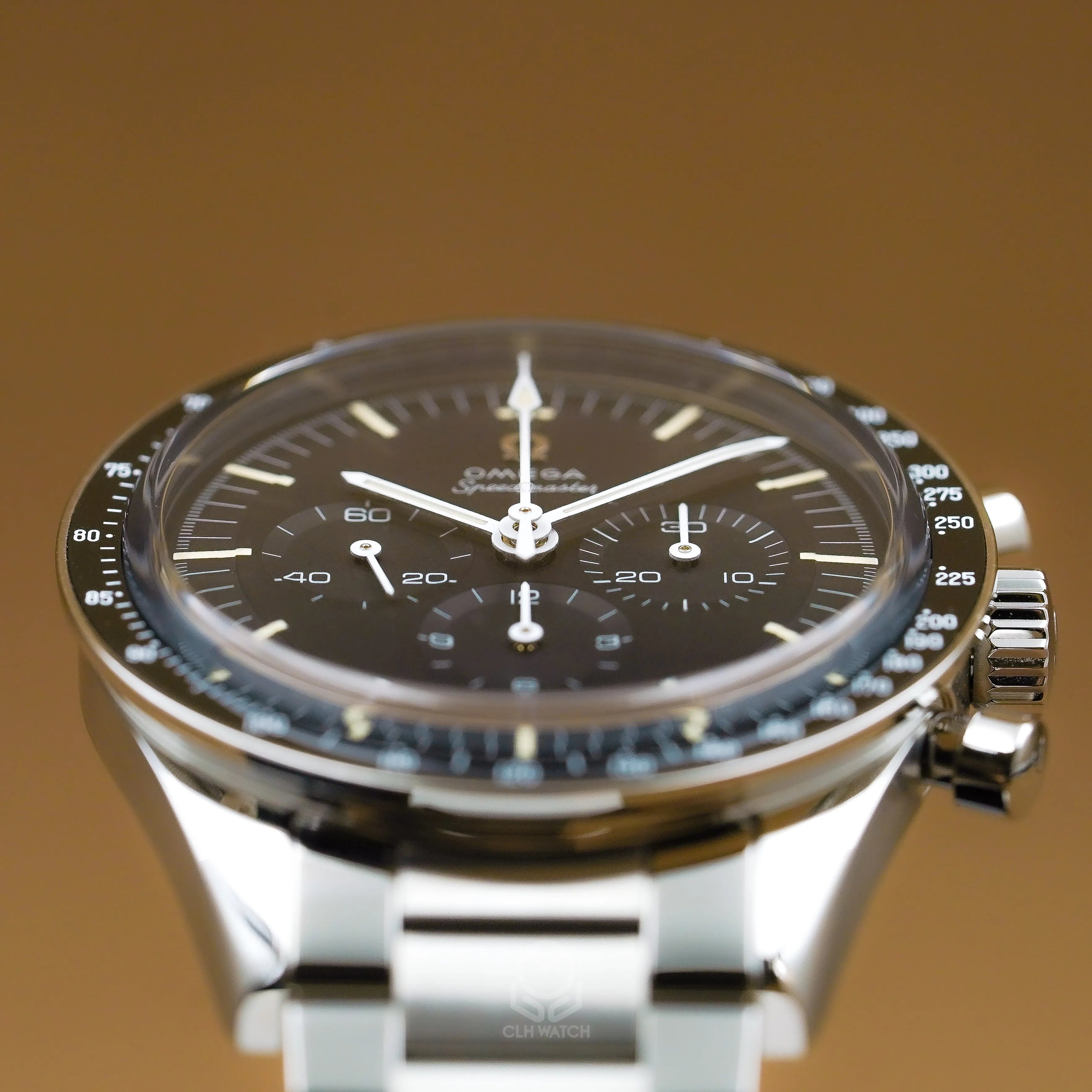 載入影片： Omega 321