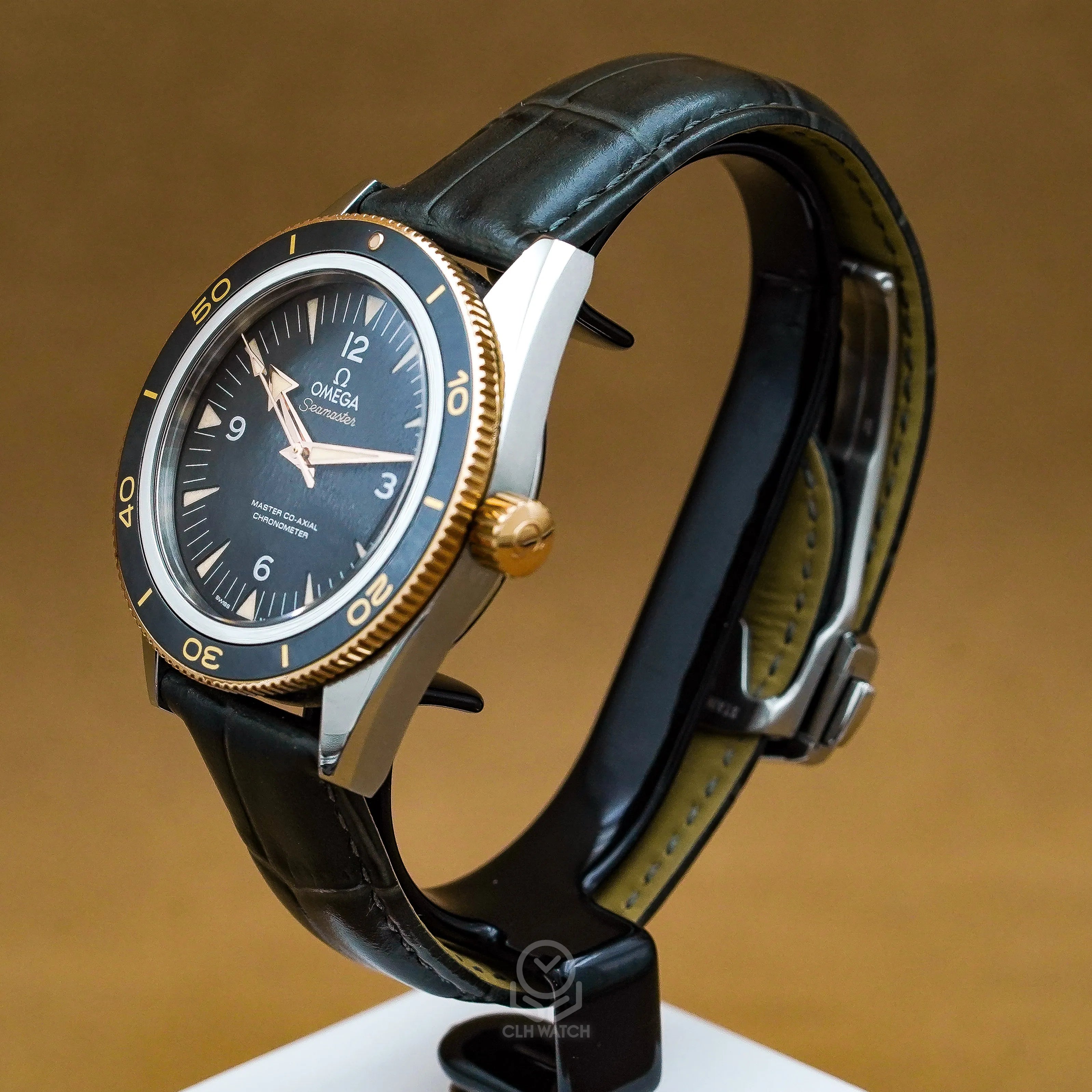 Omega 歐米茄 Seamaster 海馬300 黑面半金潛水錶 玫瑰金鋼款 23322412101002 2024年 41mm （已交流）