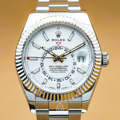 Rolex 勞力士 Sky-Dweller 326934 白面天行者 沙羅系統年曆雙時區蠔式鍊帶 2023年 42mm（已交流）