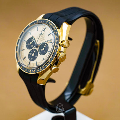 Omega 歐米茄 Speedmaster 18K金 超霸登月金面熊貓 手上鍊計時 Moonwatch Moonshine 31062425099001 2023年台灣公司貨 42mm 3861