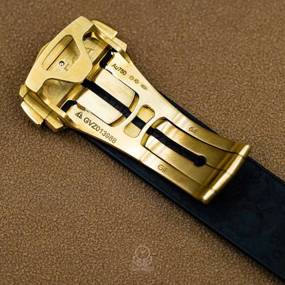 Omega 歐米茄 Speedmaster 18K金 超霸登月金面熊貓 手上鍊計時 Moonwatch Moonshine 31062425099001 2023年台灣公司貨 42mm 3861