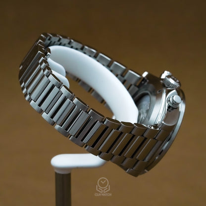 Longines 浪琴 Conquest 征服者 銀白熊貓面盤 機械計時碼錶 L38354726 2025年 42mm