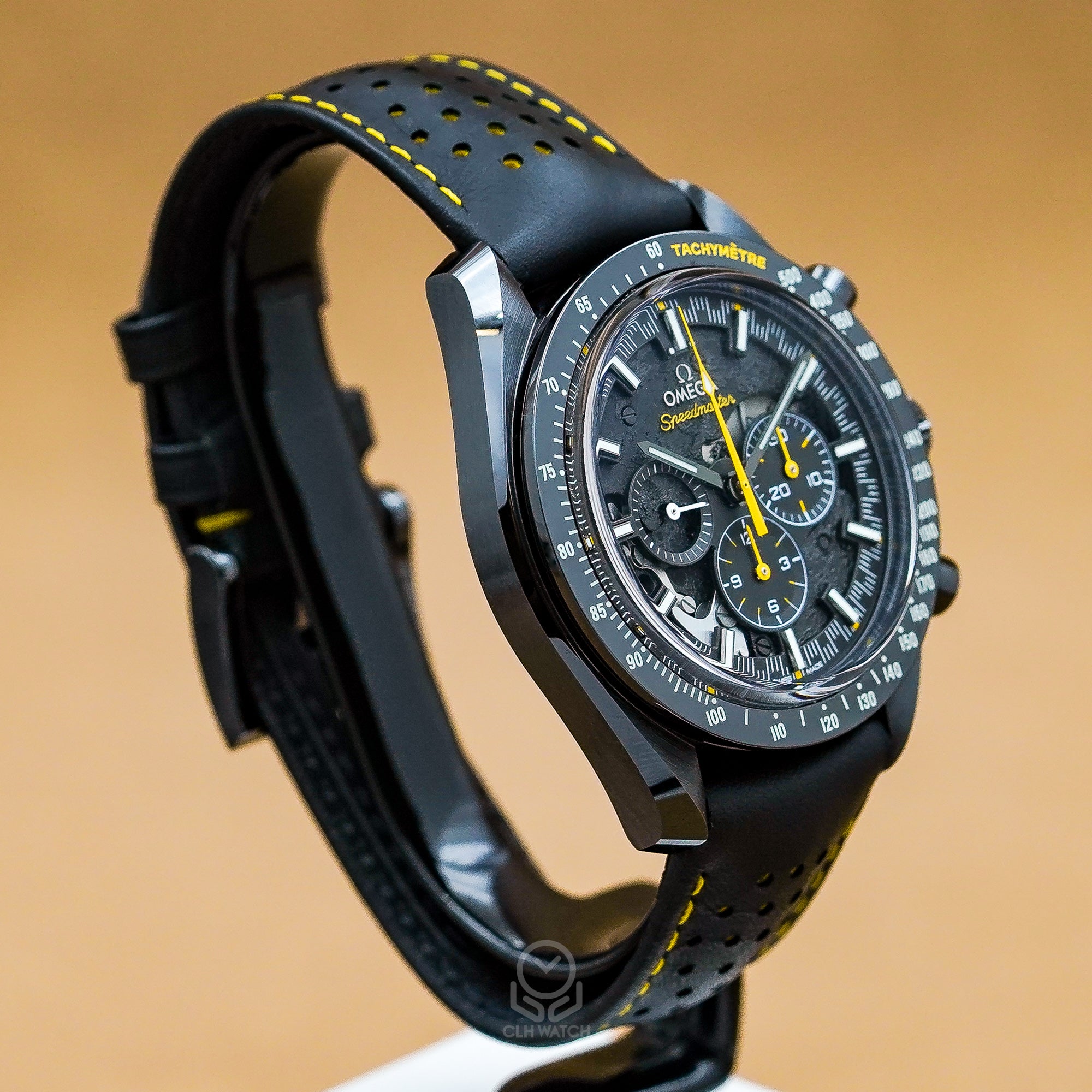 Omega 歐米茄 Speedmaster 阿波羅8號 超霸月之暗面系列 Dark Side of the Moon 311.92.44.30.01.001