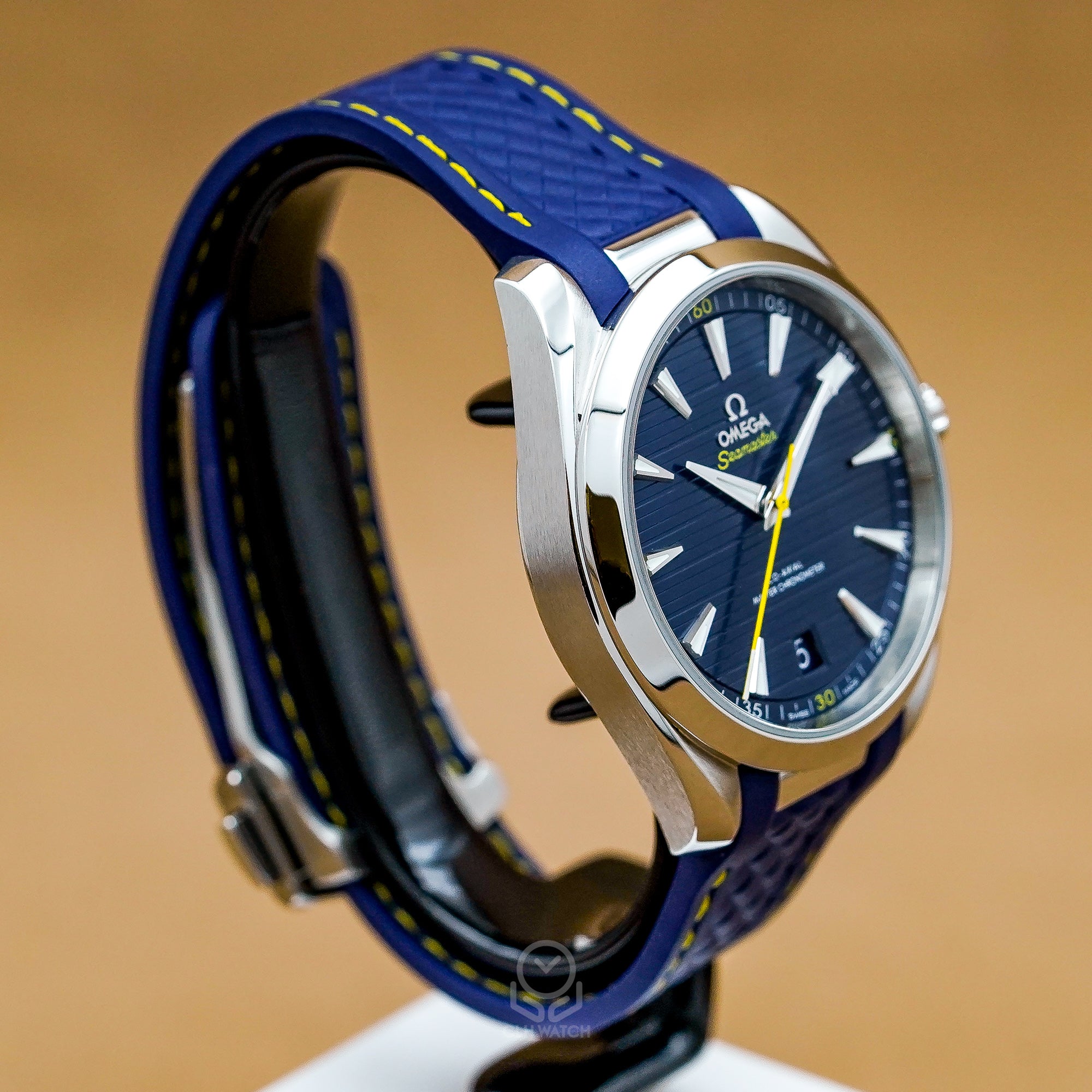 OMEGA 歐米茄 海馬系列 Aqua Terra Mondo Duplantis 撐竿跳特別版 8900同軸擒縱 22012412103009 41mm 2024年 95%新