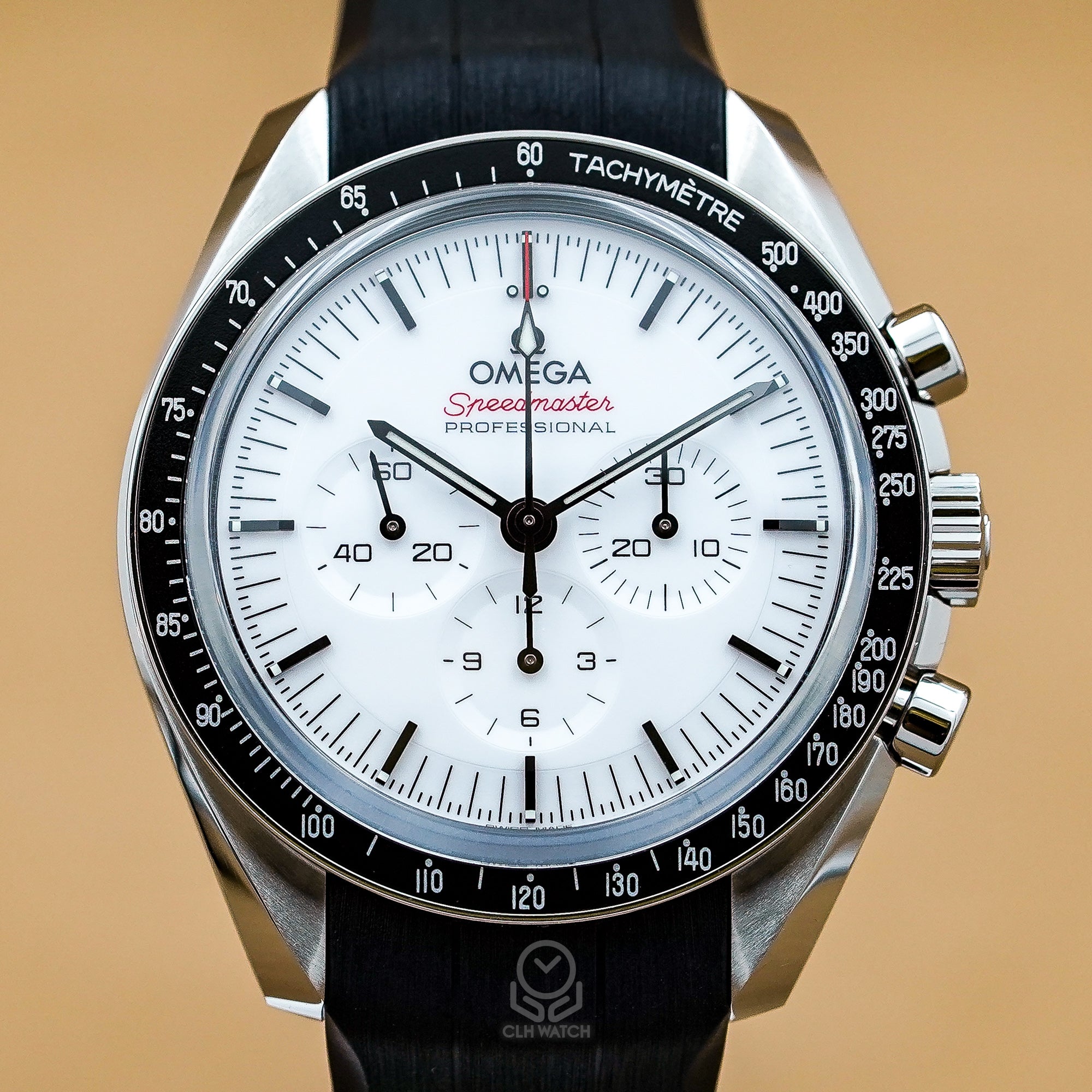Omega 歐米茄 超霸系列 Speedmaster Moonwatch 白面月球錶 310.32.42.50.04.001 2025年 台灣公司貨 95%新（已交流）