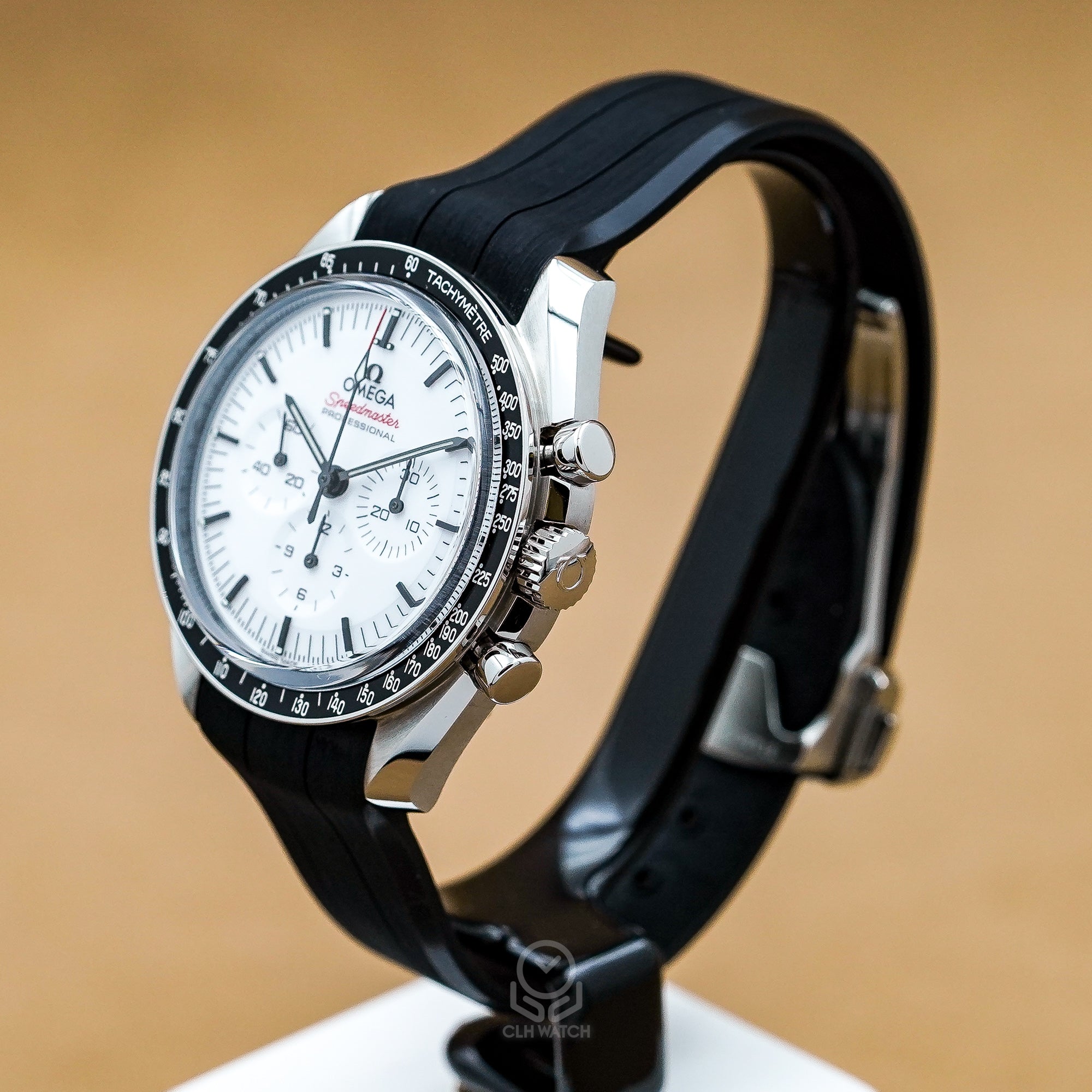Omega 歐米茄 超霸系列 Speedmaster Moonwatch 白面月球錶 310.32.42.50.04.001 2025年 台灣公司貨 95%新（已交流）