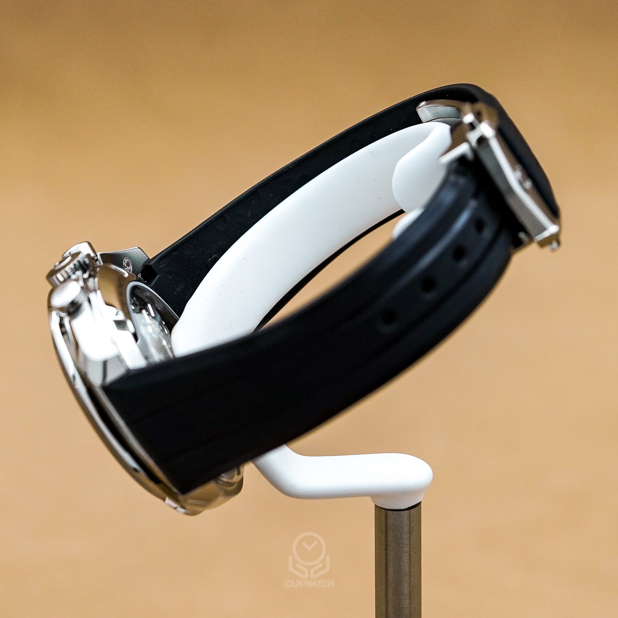 Omega 歐米茄 超霸系列 Speedmaster Moonwatch 白面月球錶 310.32.42.50.04.001 2025年 台灣公司貨 95%新（已交流）