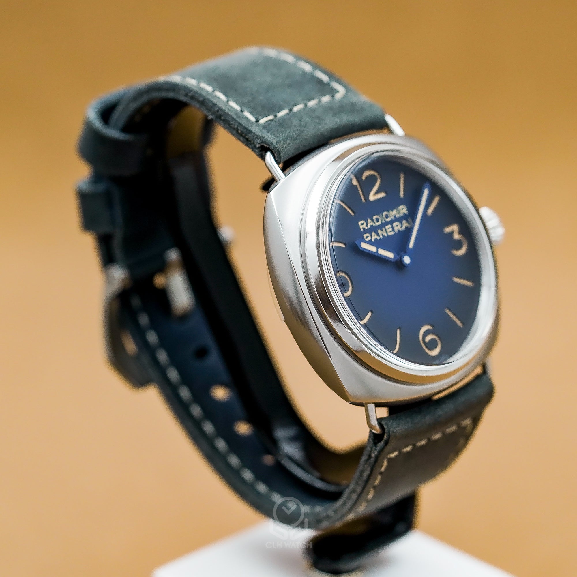 Panerai 沛納海 Radiomir Tre Giorni PAM01335 藍色漸層面盤 PAM1335 45mm 2025年 台灣公司貨 99%新