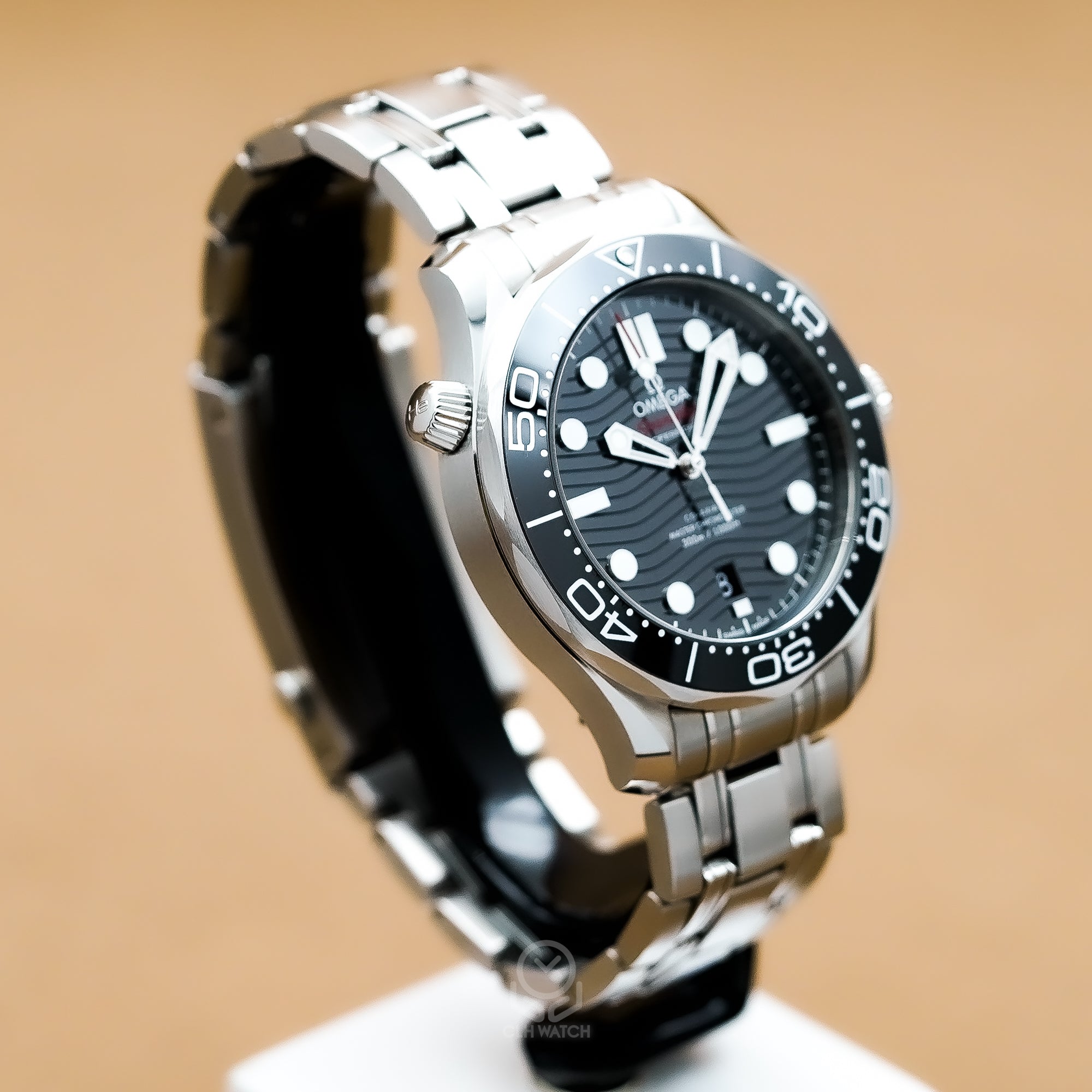 Omega 歐米茄 Seamaster 海馬系列 300米潛水錶 210.30.42.20.01.001 黑面 21030422001001 42mm 2026年4月台灣公司貨 極新