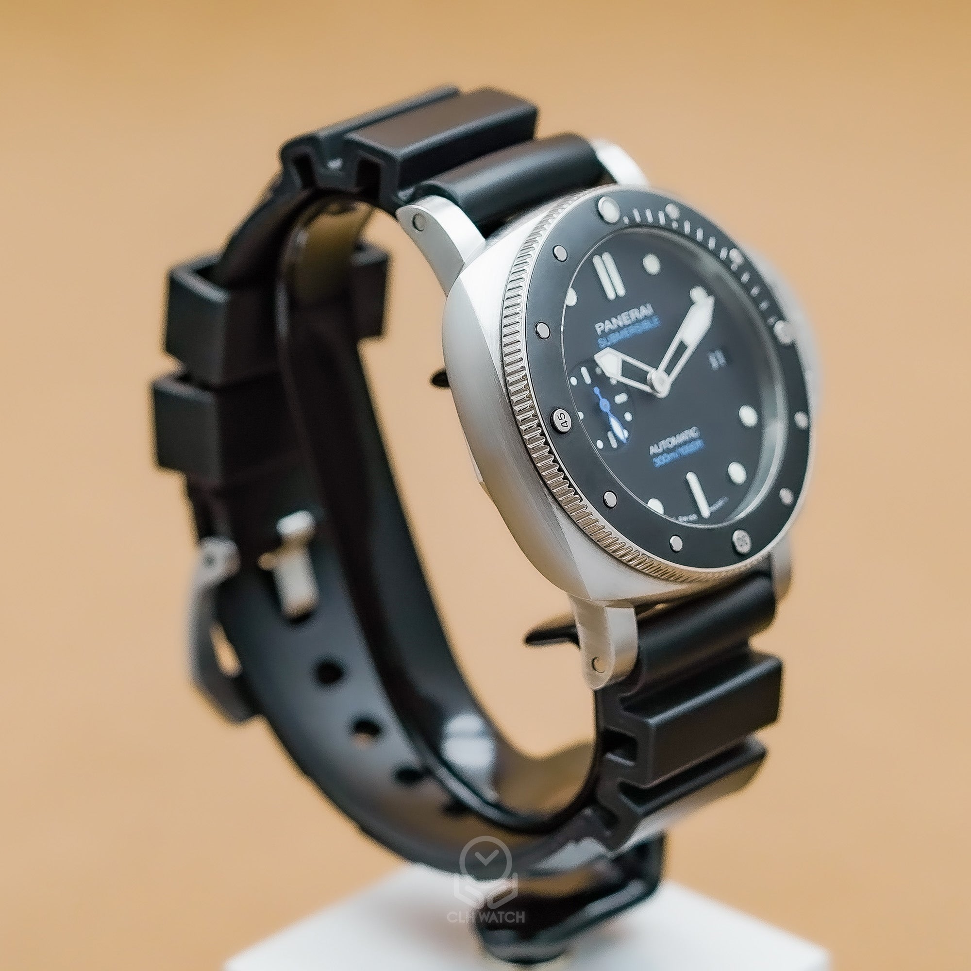 Panerai 沛納海 Submersible 專業潛水系列 PAM00683 PAM683 潛行黑陶瓷 藍色小秒針 42mm 2022年 95％新