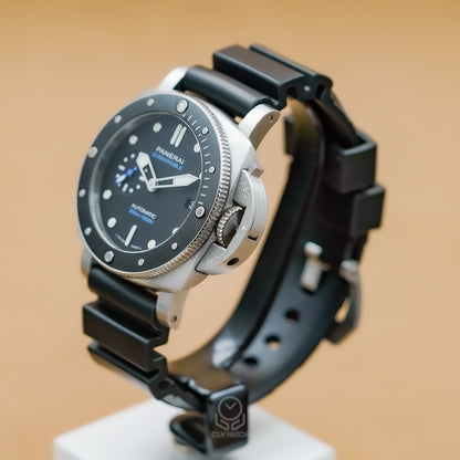 Panerai 沛納海 Submersible 專業潛水系列 PAM00683 PAM683 潛行黑陶瓷 藍色小秒針 42mm 2022年 95％新