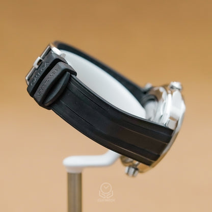 OMEGA 歐米茄 Seamaster 海馬 300米潛水腕錶 膠帶黑海馬 42mm 210.32.42.20.01.001 21032422001001 2020年台灣公司貨 95％新