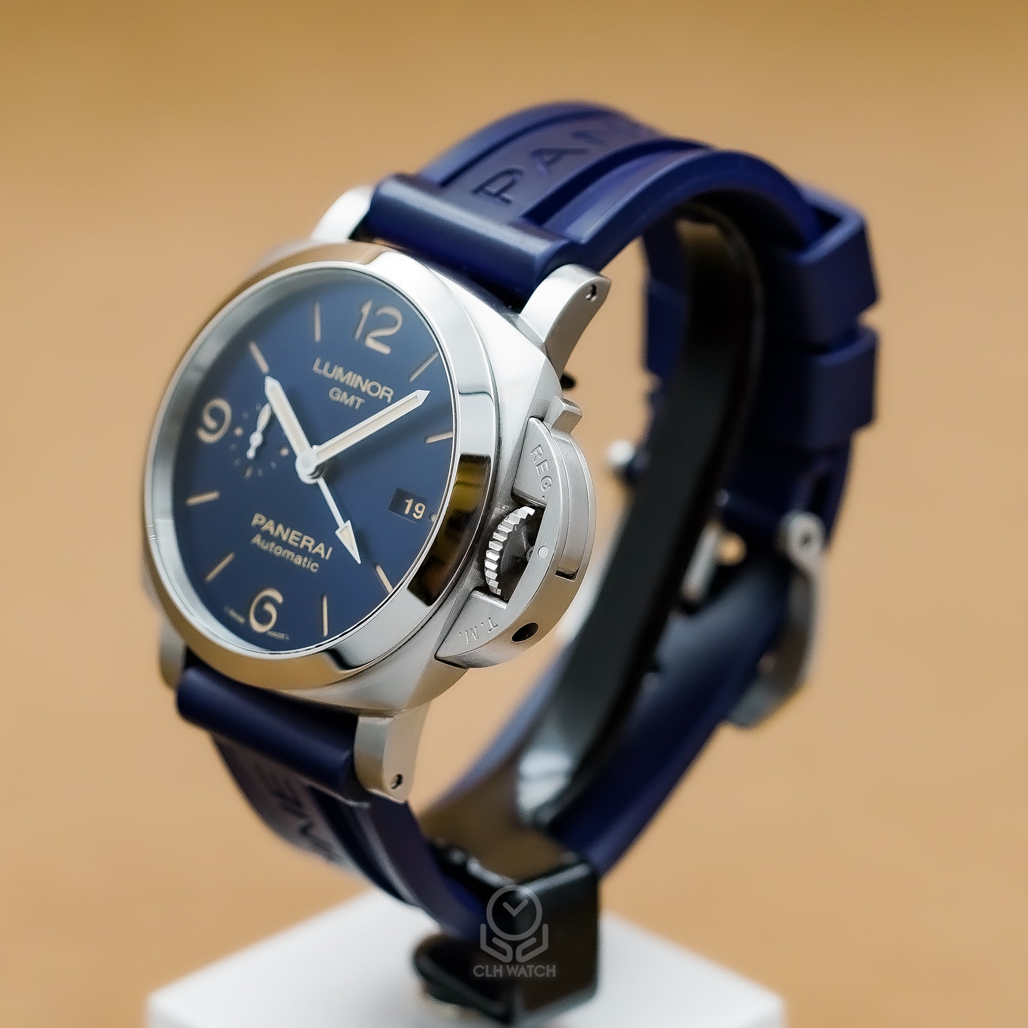 Panerai 沛納海 Luminor GMT PAM01033 PAM1033 兩地時區藍面 44mm 2020年 95％新