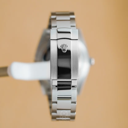Rolex 勞力士 Datejust 41 系列 126334 三角坑紋外圈 太陽圈 狗牙圈 藍面 蠔式三板帶 DJ2 41mm 2019年 95％新