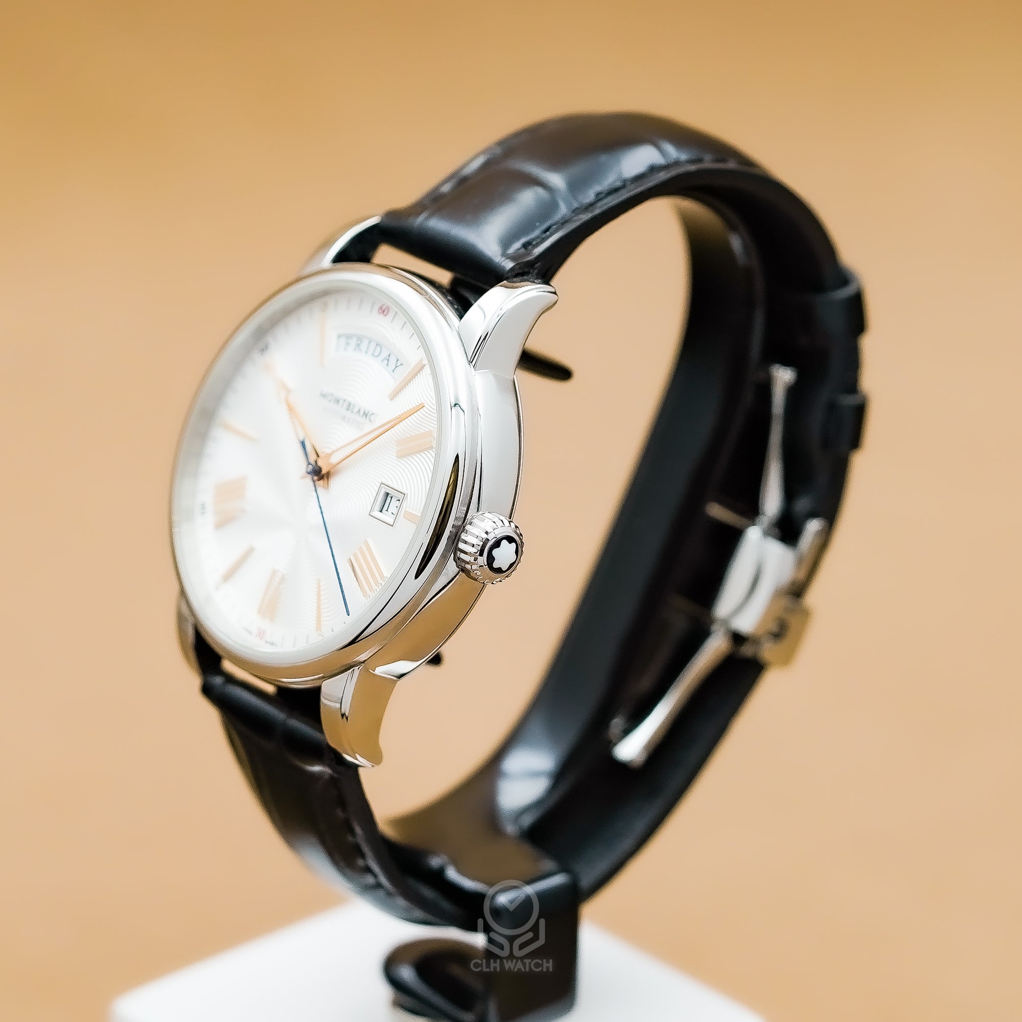 Montblanc 萬寶龍 4810 系列 114853 自動計時碼錶 白銀面 43mm 2021年 95％新