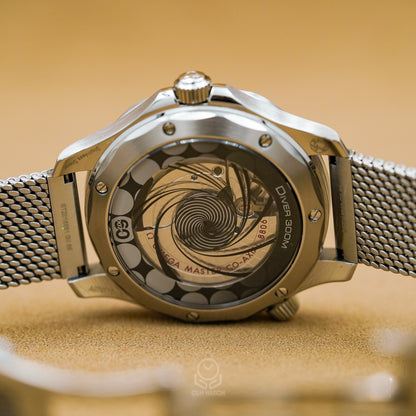 Omega 歐米茄 Seamaster Diver 300M James Bond 60週年紀念 210.30.42.20.03.002 藍色波浪面盤 21030422003002 42mm 2023年台灣公司貨 95%新