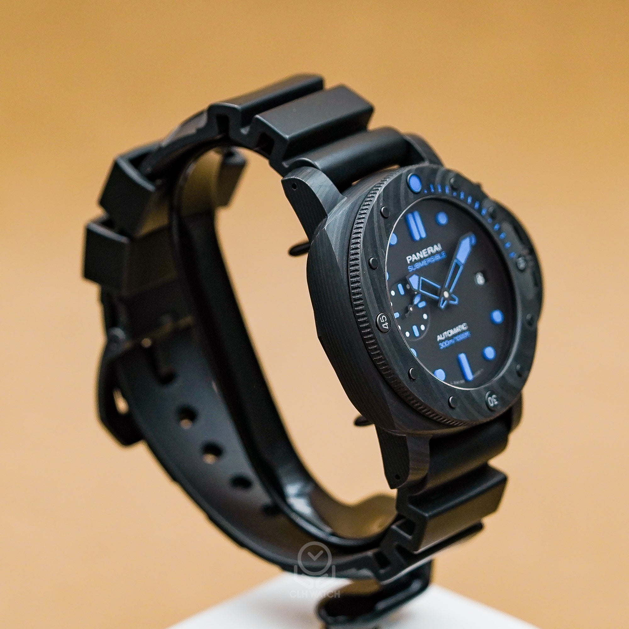 Panerai 沛納海 Submersible Carbotech PAM00960 PAM960 碳纖維專業潛水腕錶 42mm 2021年 95%新