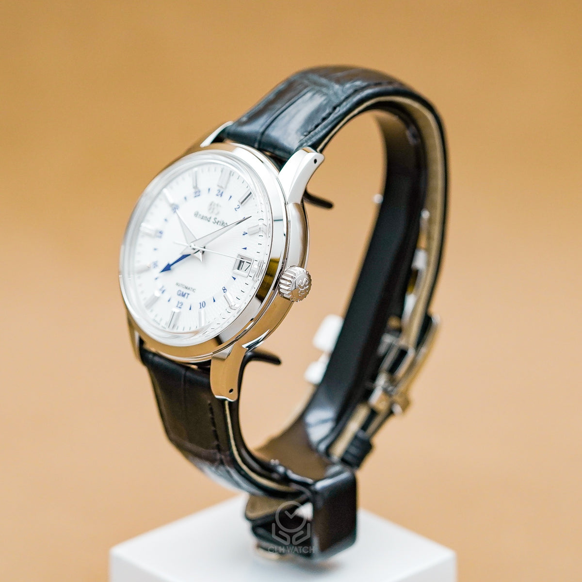 GS Grand Seiko 頂級精工 Elegance Collection SBGM255G 雪之華 Snowdrop 幾何螺旋紋面盤 藍鋼指針 GMT兩地時間