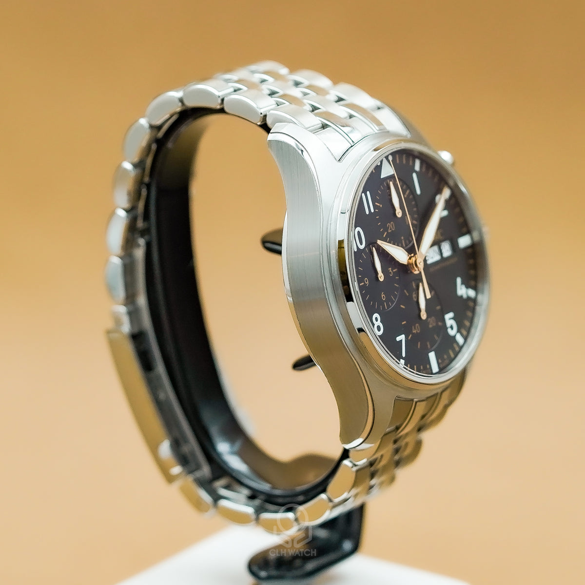 IWC 萬國 飛行員計時腕錶 IW388116 黑面 黑膠帶 布萊德彼特F1電影車隊錶APXGP 41mm 2026年台灣公司貨 95%新 附原廠鋼帶