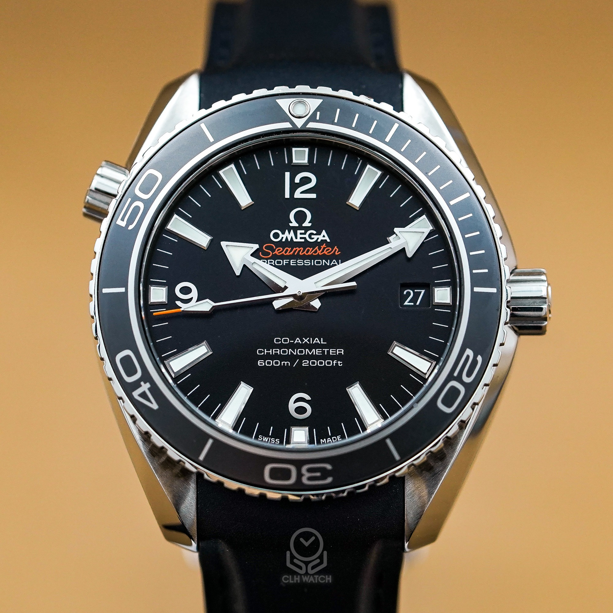 Omega 歐米茄 Seamaster Planet Ocean 海馬海洋宇宙 232.32.42.21.01.003 黑面陶瓷圈 膠帶 同軸擒縱自動潛水腕錶 23232422101003