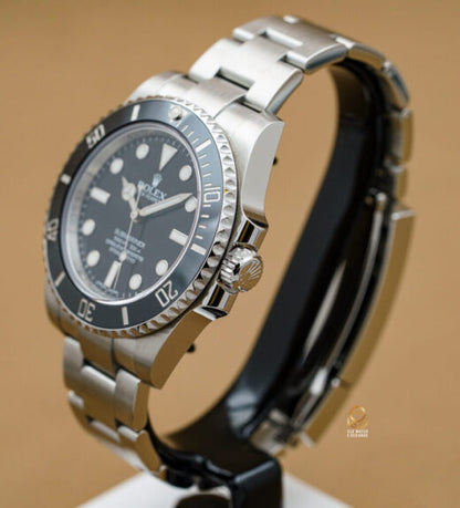 ロレックス サブマリーナ 114060 カレンダーなし ブラックウォーターゴースト ダイビングウォッチ 40mm (交換済み)
