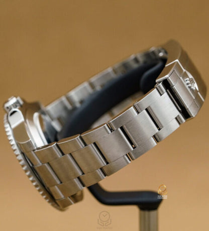 ロレックス サブマリーナ 114060 カレンダーなし ブラックウォーターゴースト ダイビングウォッチ 40mm (交換済み)