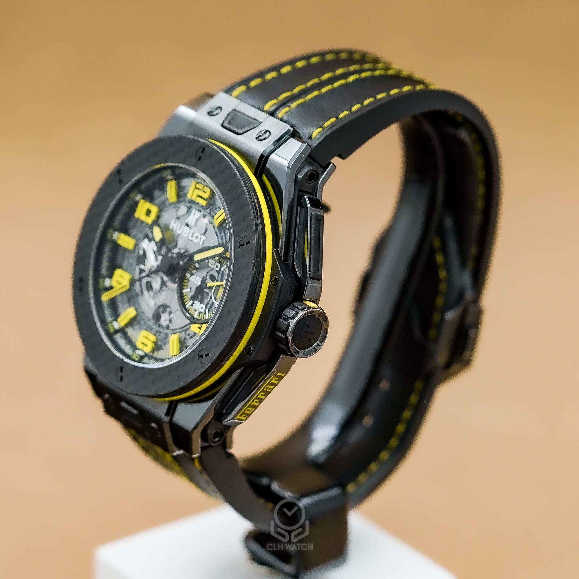 Hublot 宇舶 Big Bang Ferrari 大爆炸 限量聯名法拉利 401.CQ.0129.VR 碳纖維與陶瓷錶殼 45mm 2016年 90%新 附原廠自動上鍊錶盒