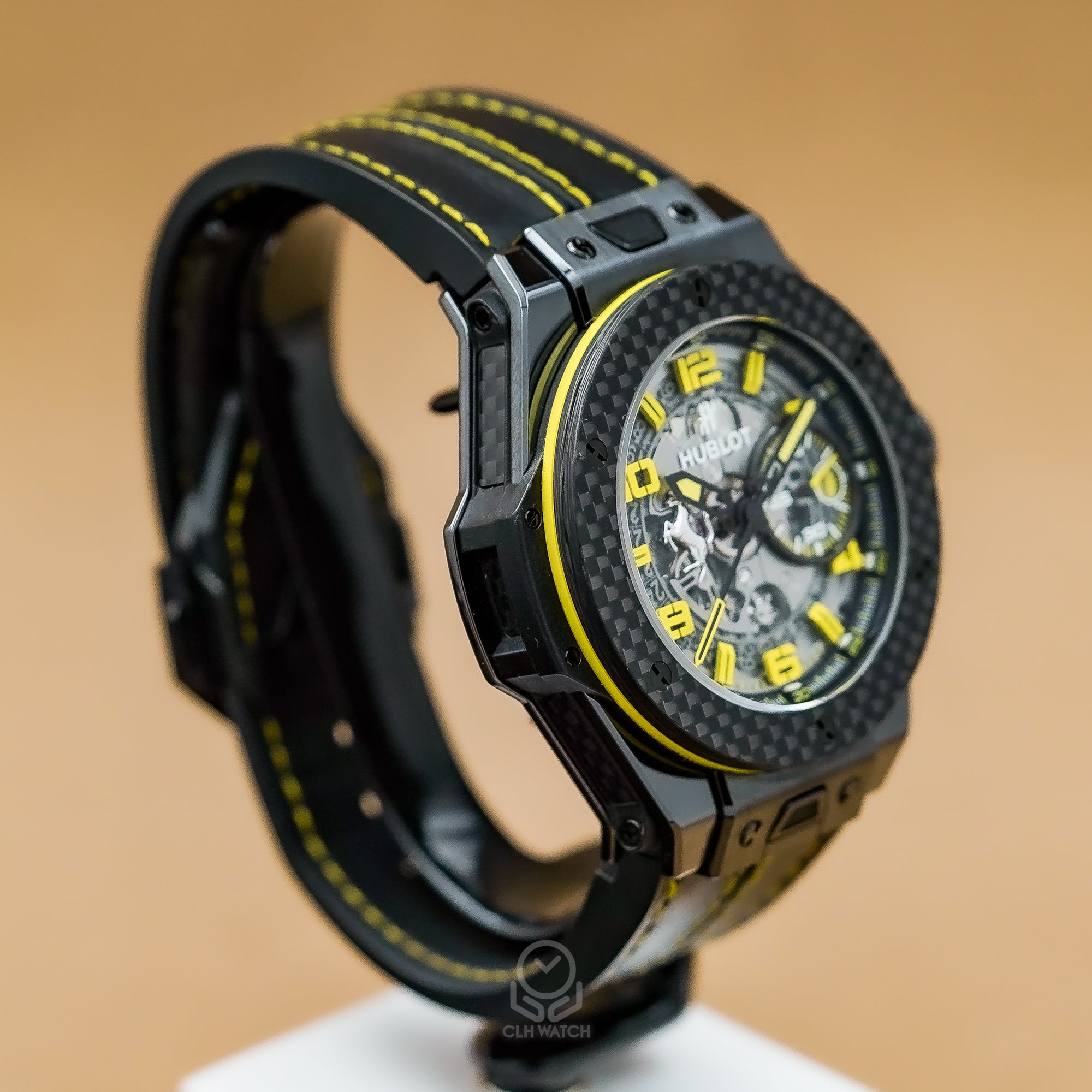 Hublot 宇舶 Big Bang Ferrari 大爆炸 限量聯名法拉利 401.CQ.0129.VR 碳纖維與陶瓷錶殼 45mm 2016年 90%新 附原廠自動上鍊錶盒