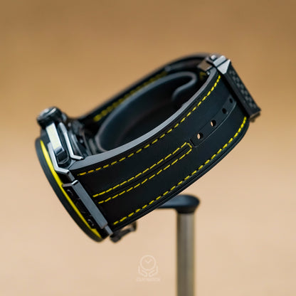 Hublot 宇舶 Big Bang Ferrari 大爆炸 限量聯名法拉利 401.CQ.0129.VR 碳纖維與陶瓷錶殼 45mm 2016年 90%新 附原廠自動上鍊錶盒