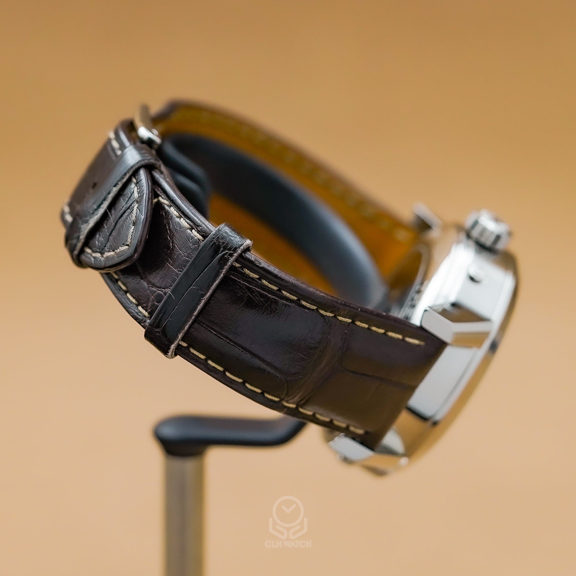 Longines 浪琴 1832系列 L48284922 四逆跳月相腕錶 米白面 42mm 單錶 95%新 送極新原廠錶帶