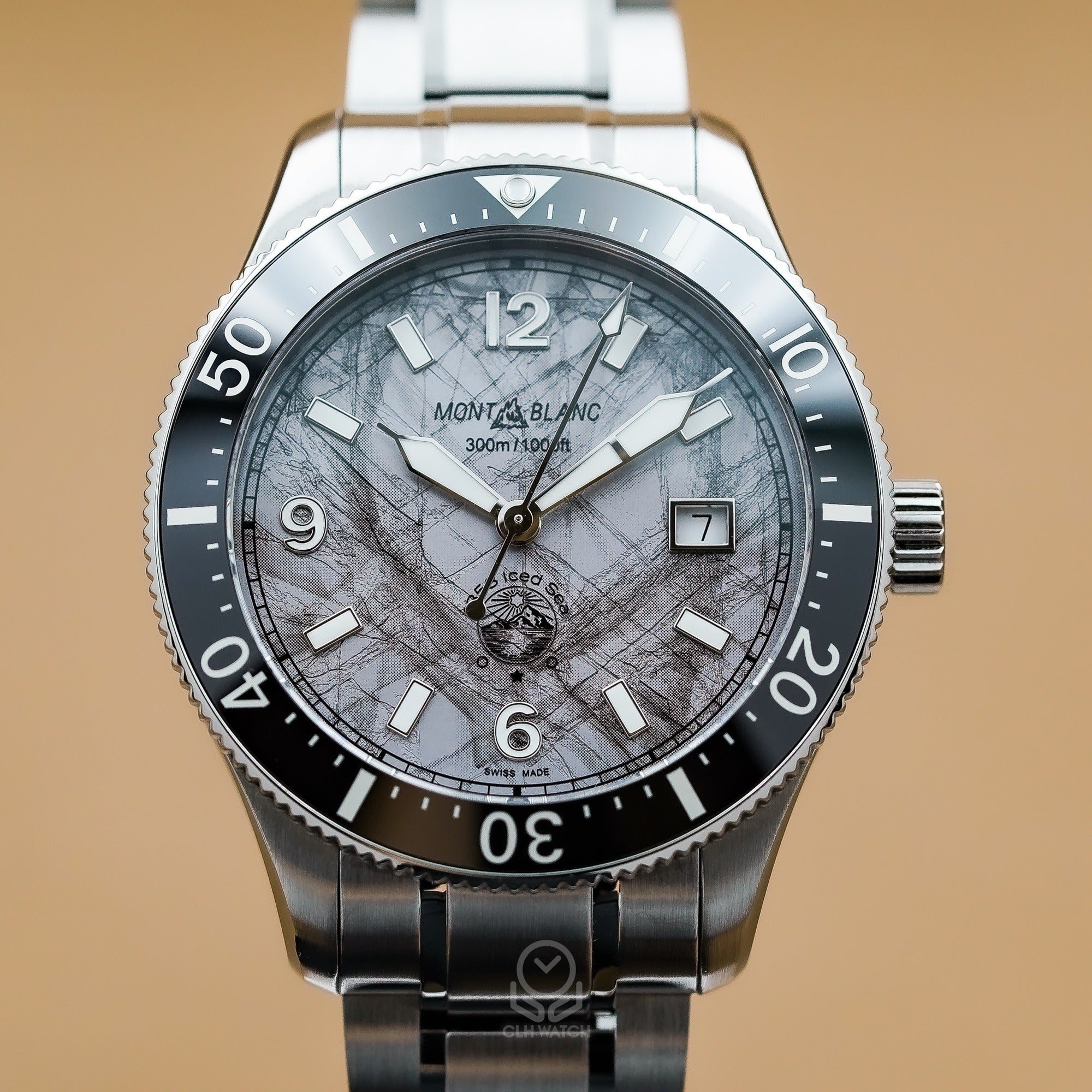 Montblanc MB130793 灰色冰川面盤正面