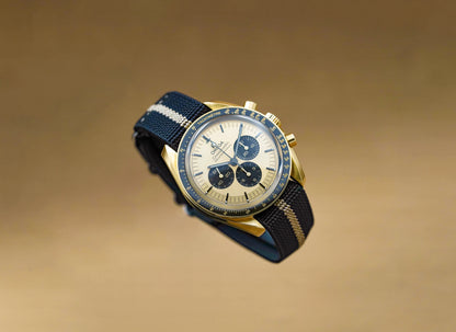 Omega 歐米茄 Speedmaster 18K金 超霸登月金面熊貓 手上鍊計時 Moonwatch Moonshine 31062425099001 2023年台灣公司貨 42mm 3861