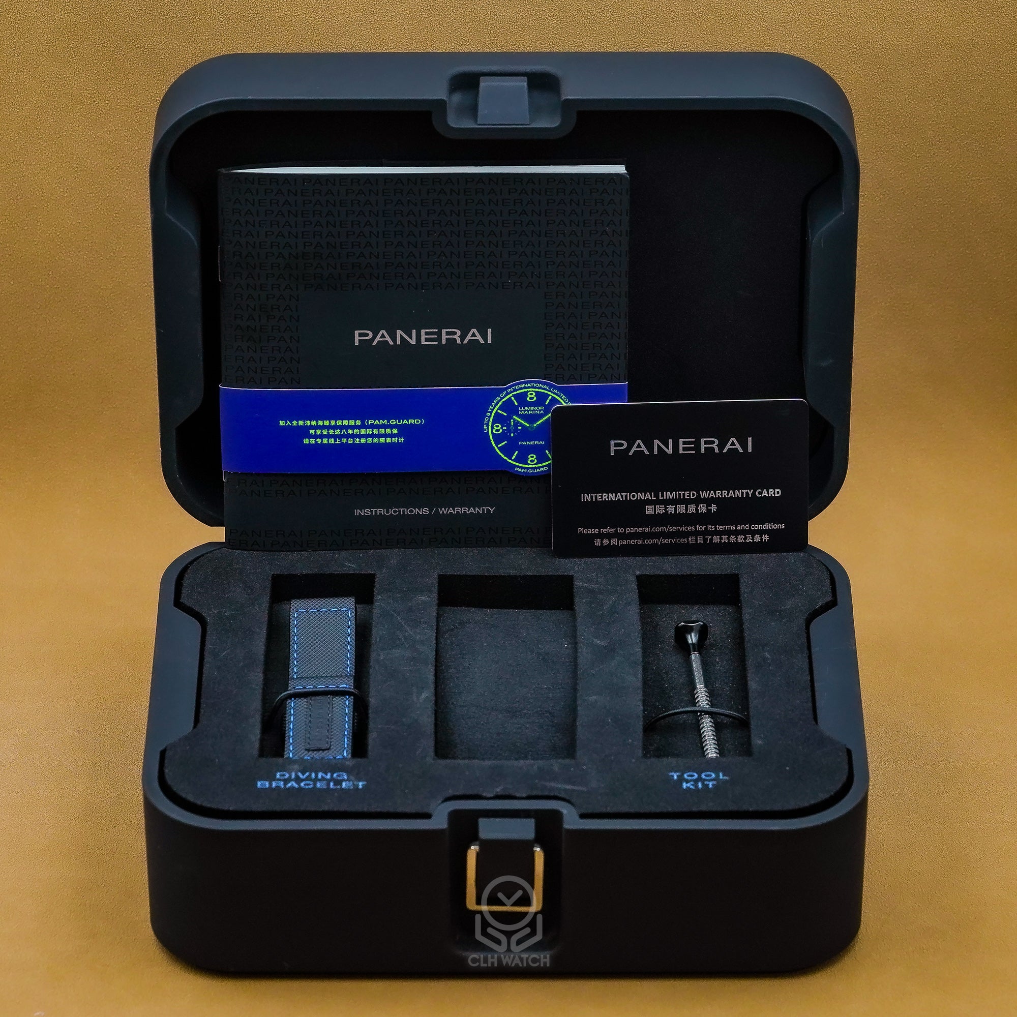 Panerai 沛納海 Submersible Carbotech PAM960 碳纖維專業潛水腕錶 PAM00960 2021年 42mm